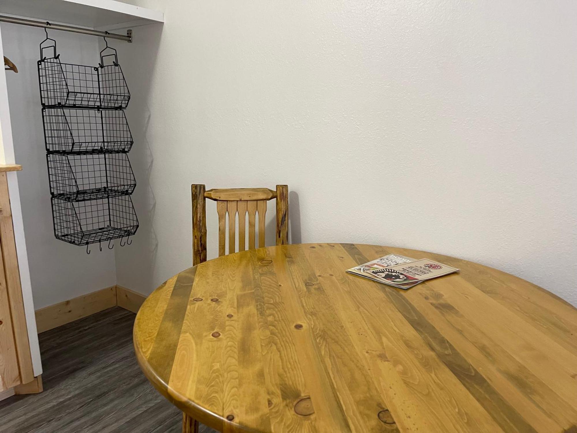 בונרס פרי Kootenai Valley Motel מראה חיצוני תמונה