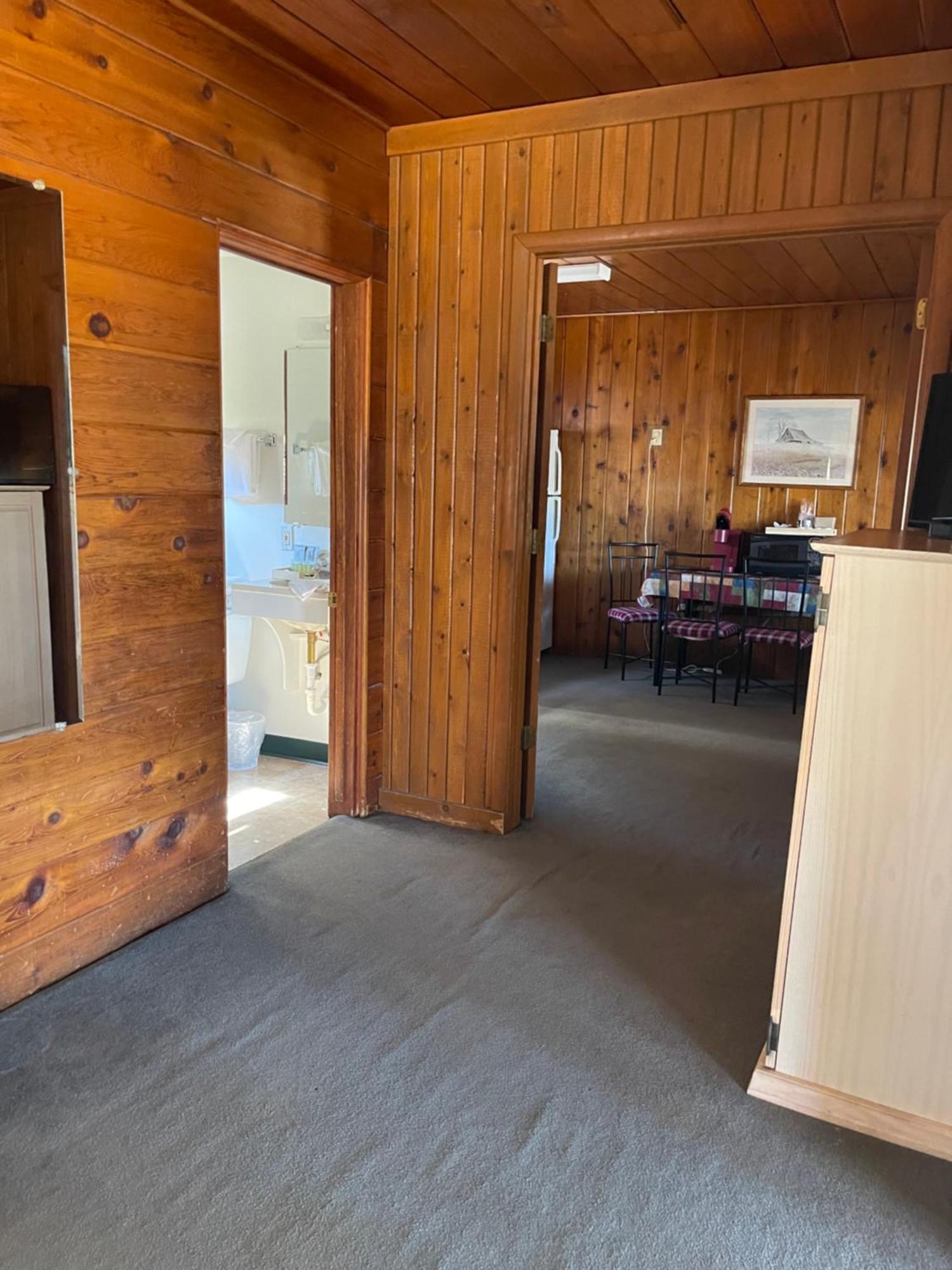 בונרס פרי Kootenai Valley Motel מראה חיצוני תמונה