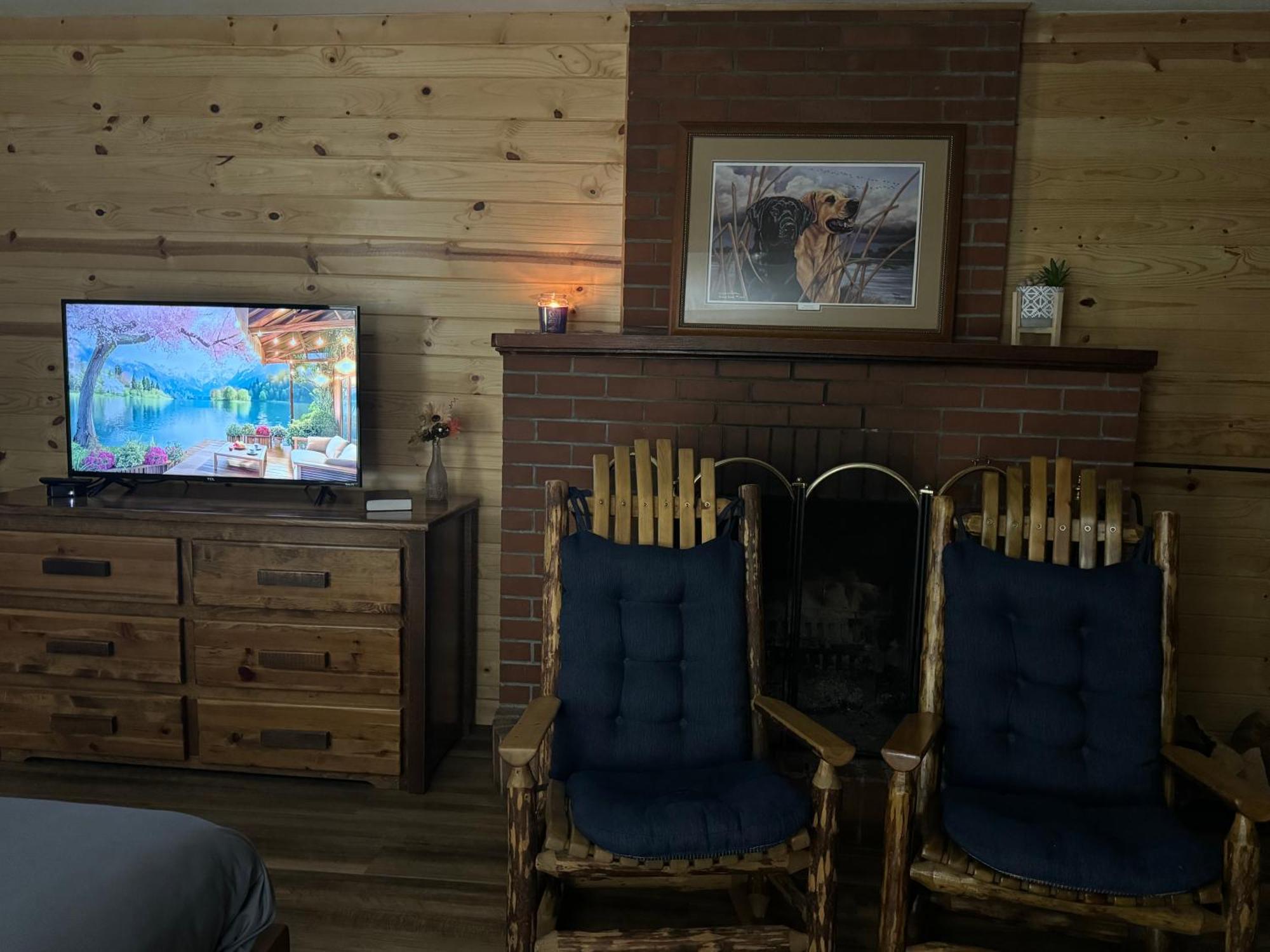 בונרס פרי Kootenai Valley Motel מראה חיצוני תמונה