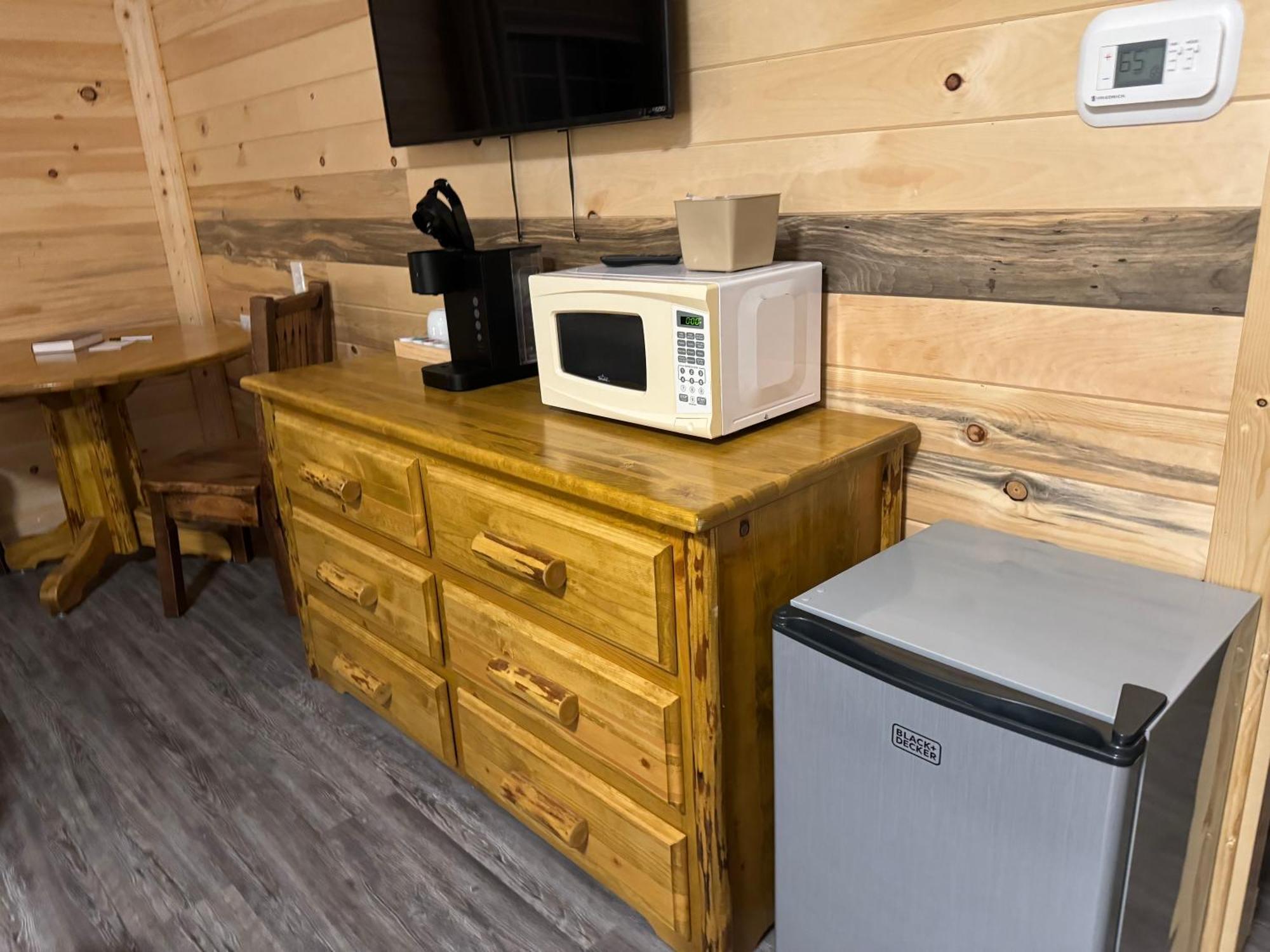 בונרס פרי Kootenai Valley Motel מראה חיצוני תמונה